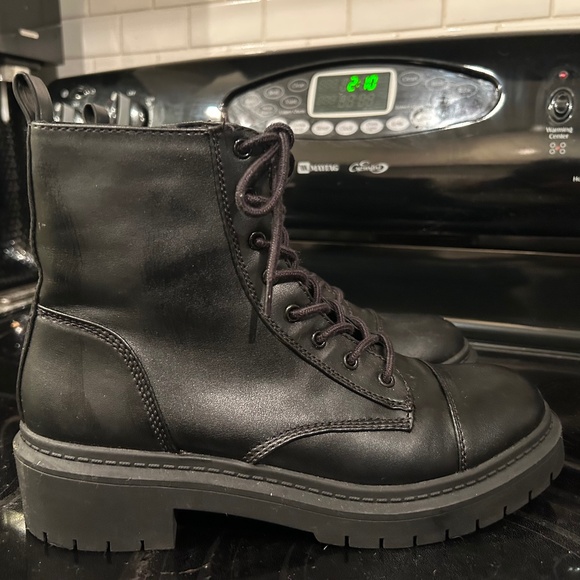 Aldo Goer Combat Boots - Picture 1 of 4